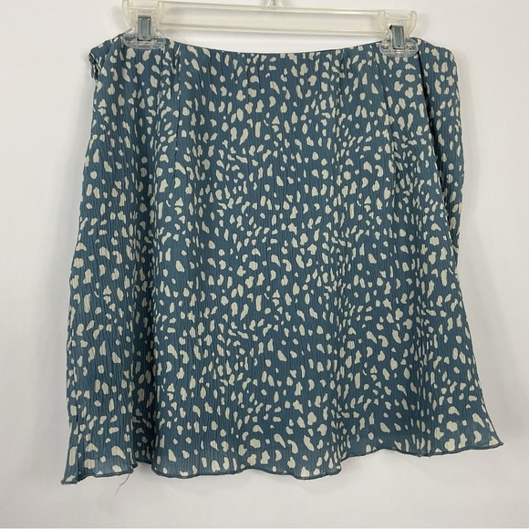 Le Lis Collection Spotted Animal Print Skirt Size Large - Picture 4 of 7